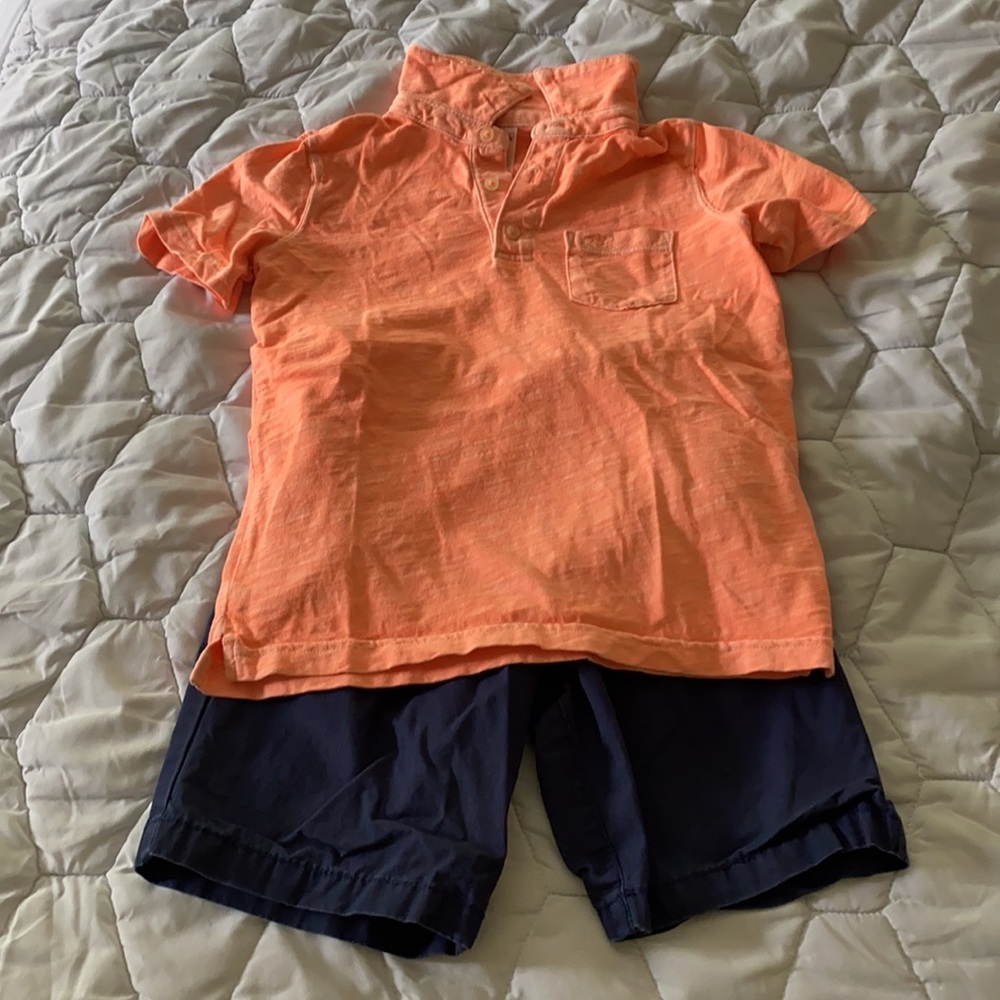 Short Set - Picture 2 of 6